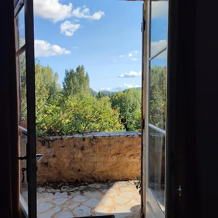 Le Clos Versailles * Beynac-et-Cazenac