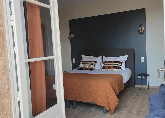 Le Clos Versailles Beynac-et-Cazenac